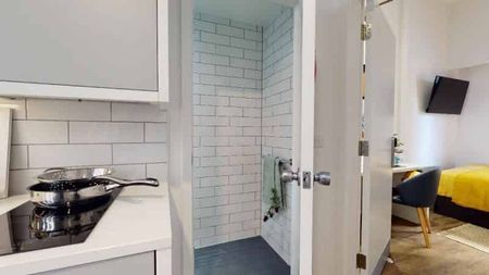 2 Bed Apartment - Photo 3