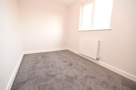 106A, Lidgett Lane, Leeds, West Yorkshire, LS8 1HR - Photo 3