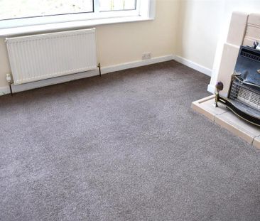 2 bedroom semi-detached house to rent - Photo 4