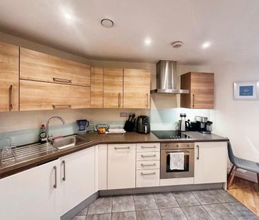 1 bedroom flat to rent - Photo 6