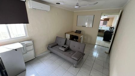 Casa amueblada, de 1 planta, en Francisco de Montejo. - Photo 3