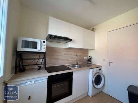 Location Appartement 2 pièces 47m² CHATEAUROUX 36000 - Photo 5