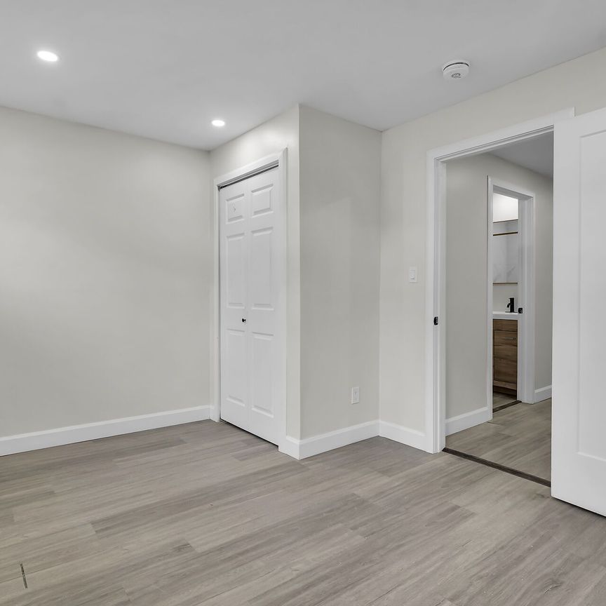 For Lease - 425 Mckenzie Avenue Unit# 2, London South, Ontario - Photo 1