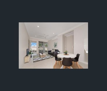 Modern & Low-Maintenance Living in Convenient Oonoonba Location! - Photo 1