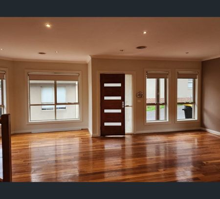 3/133 Augustine Terrace, Glenroy, Vic 3046 - Photo 5