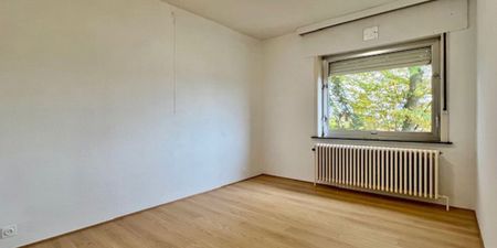 Appartement te huur in Saint-Symphorien voor € 1.100 met 3 slaapkamers - Foto 5