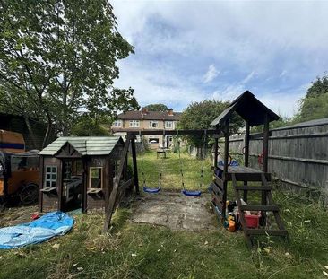 Ravenswood Crescent, Harrow, HA2 - Photo 6