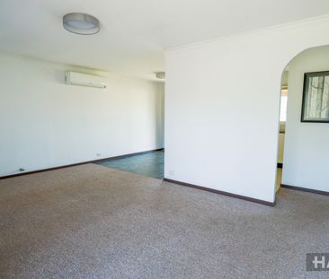 CONVENIENTLY LOCATED FAMILY HOME!!! - Photo 4