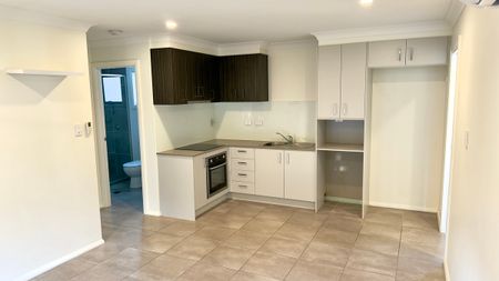 One Bedroom Townhouse in Coomera - Ready To Call Home - Photo 5