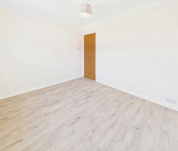 2 bedroom bungalow to rent - Photo 3