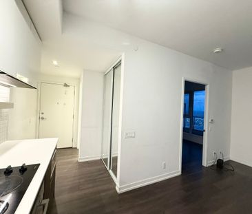 For Lease - 5 Buttermill Avenue Unit# 5212, Vaughan, Ontario - Photo 6