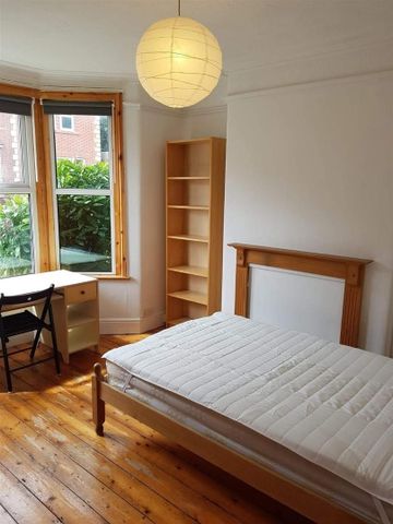 Ellicott Road, Bristol - Photo 2