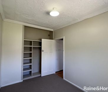 Family home in close proximity to Orange Health Service & In The Di... - Photo 1