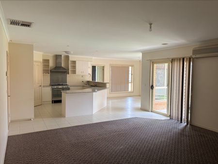 Quiet Court Location - Photo 5