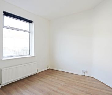 Price £1,850 pcm - Let - Photo 5