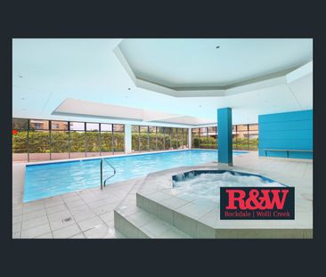 Convenient Living above Rockdale Plaza Shopping Centre - Photo 2