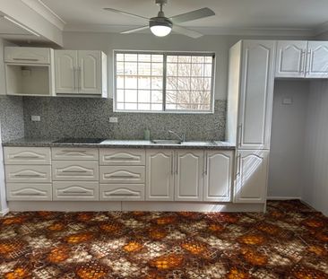 23 Grant Street, TAMWORTH NSW 2340 - Photo 1