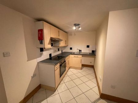 1 bedroom flat to rent - Photo 3