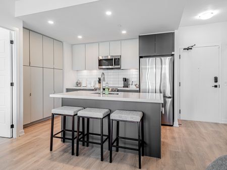 For Lease - 415 Sea Ray Avenue Unit# 354, Innisfil, Ontario - Photo 2