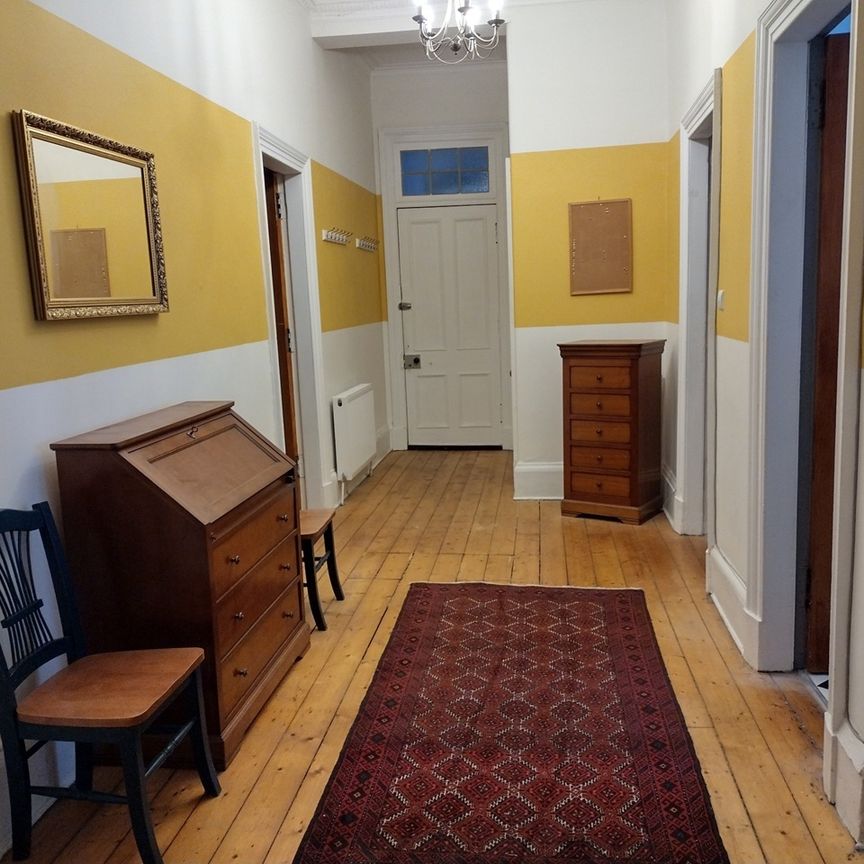 3 Bed Flat, Hyndland Road, G12 - Photo 1