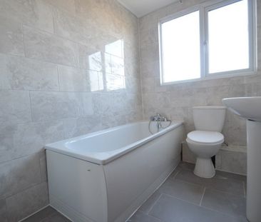 Berners Close, Slough, Berkshire,SL1 - Photo 4