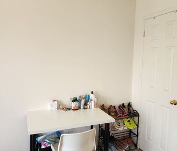 For Lease - 680 Courtney Valley Road Unit# Upper, Mississauga, Ontario - Photo 3