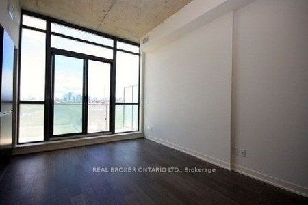 8 Gladstone Lofts - Photo 2