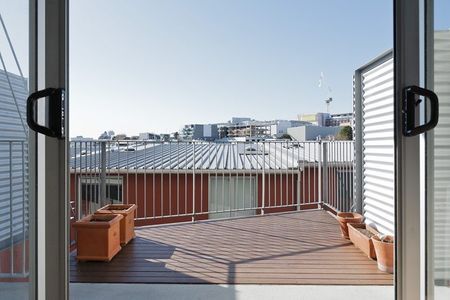 Living In Style & Comfort - Photo 3