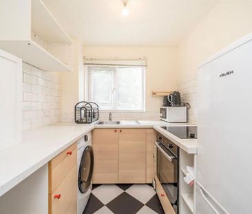 Studio to rent - Photo 6