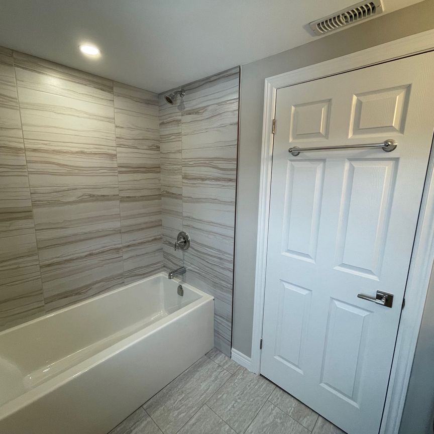 For Lease - 130 Terrace Hill Street Unit# Upper, Brantford, Ontario - Photo 1