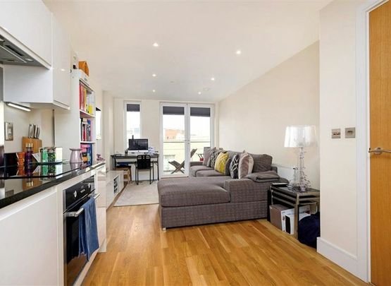 Keymer Place Limehouse, E14 - Photo 1