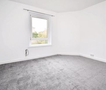 Donaldson Avenue, Kilsyth - Photo 4