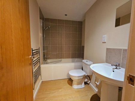 1 bedroom flat to rent - Photo 2