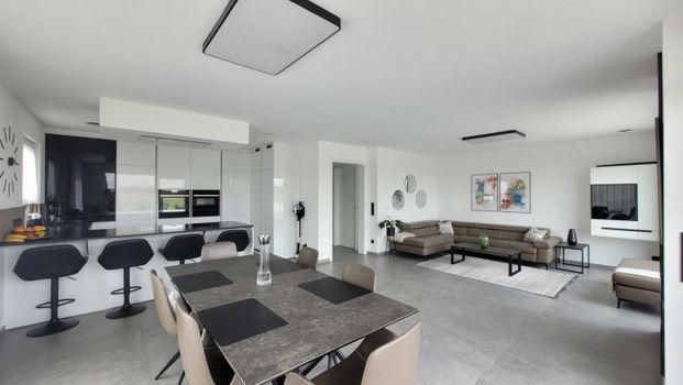 NEUBAU 2021 – Traumhaus mit gehobenem Interieur in Weisendorf - Photo 1