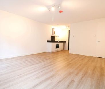 Te huur: Studio Lange Lombardstraat in Den Haag - Photo 5