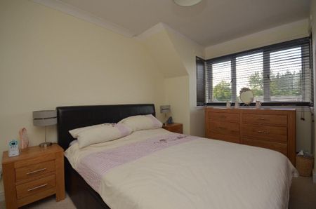 3 bedroom terraced house to rent - Photo 2