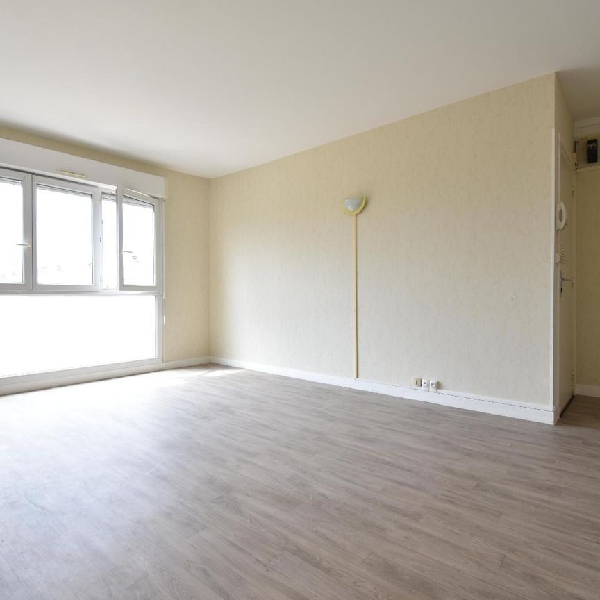 Location Appartement 4 pièces 63m² LE MANS 72100 - Photo 1