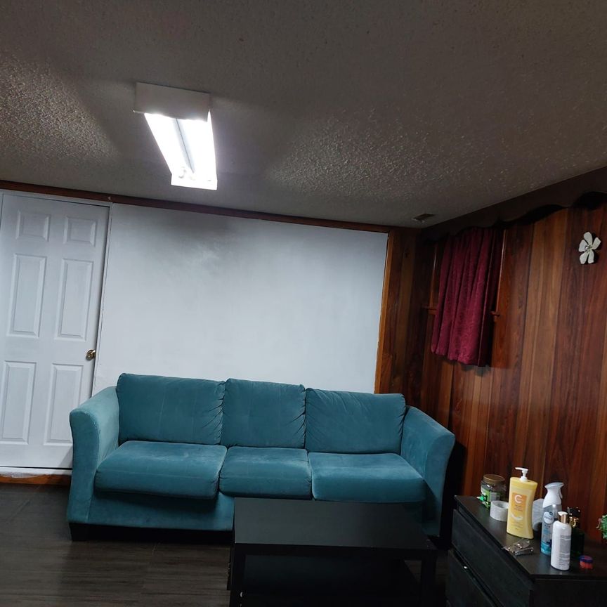 For Lease - 7324 Reindeer Drive, Mississauga, Ontario - Photo 1