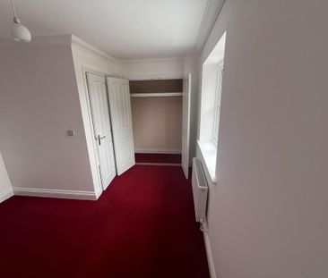 2 bedroom semi-detached house to rent - Photo 2