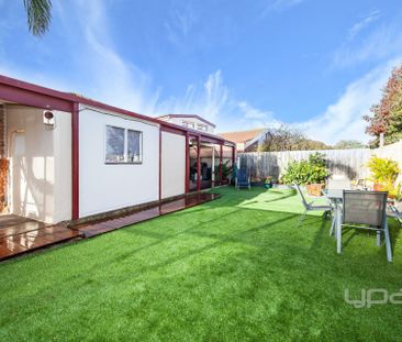 14 Kevington Street, Werribee - Photo 5