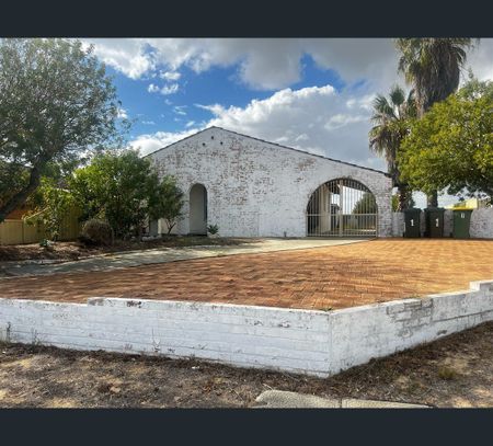 1 Crawford Street, Mandurah, WA 6210 - Photo 5
