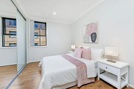 “Well Presented Two Bedroom Apartment In Sought After Location!” - Photo 4