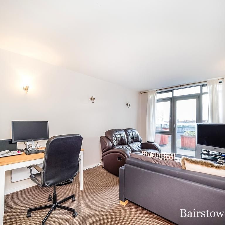 1 bedroom flat to rent - Photo 1