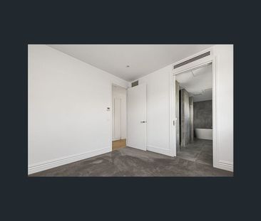 7/301 St Kilda Street, Brighton, Vic 3186 - Photo 4
