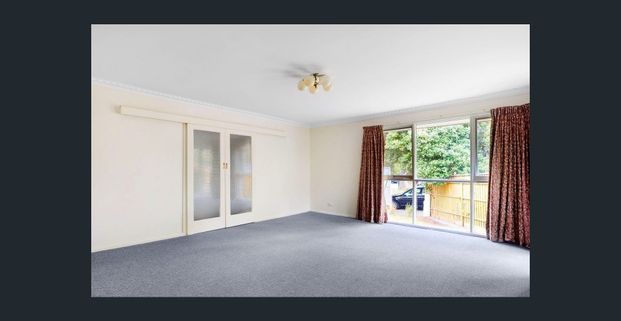 Prime Living in North Melbourne - Photo 1