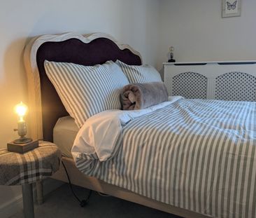 2 Bed Flat, Waterfront Avenue, EH5 - Photo 2