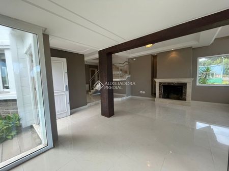 Casa em Condomínio com 4 quartos e 0m² para alugar em Mato Queimado, Gramado. - Photo 2