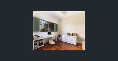 Inner City Pad - Photo 4