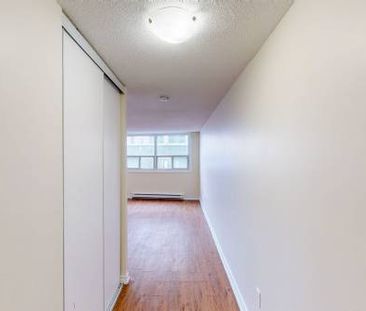 Bachelor Unit in Little Italy – Available March 1st for $1,575 - Photo 4