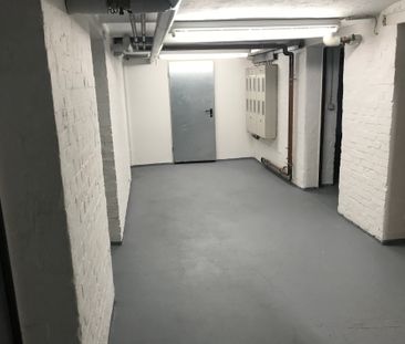 Großzügige 2-Zimmer Dachgeschosswohnung mitten in Seelze - Photo 2